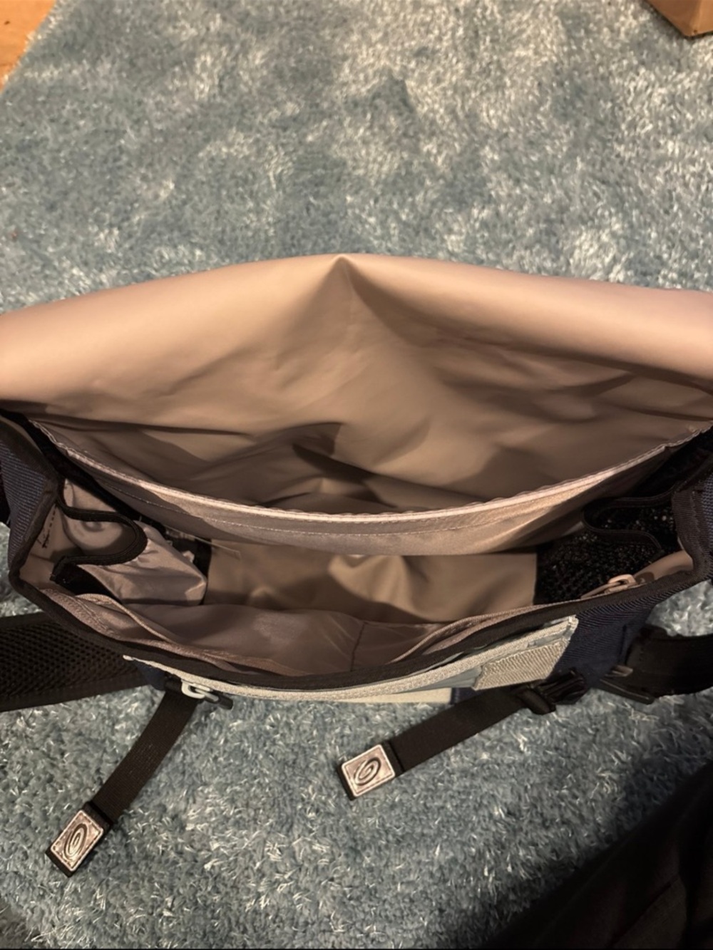 Timbuk2 Navy and Gray Vertical Stripe Messenger Bag - Picture 6 of 7